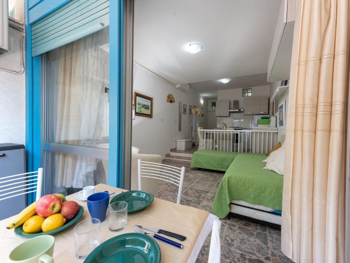 Apartment La Pineta By Interhome Casa Sant'Eugenia Exterior foto